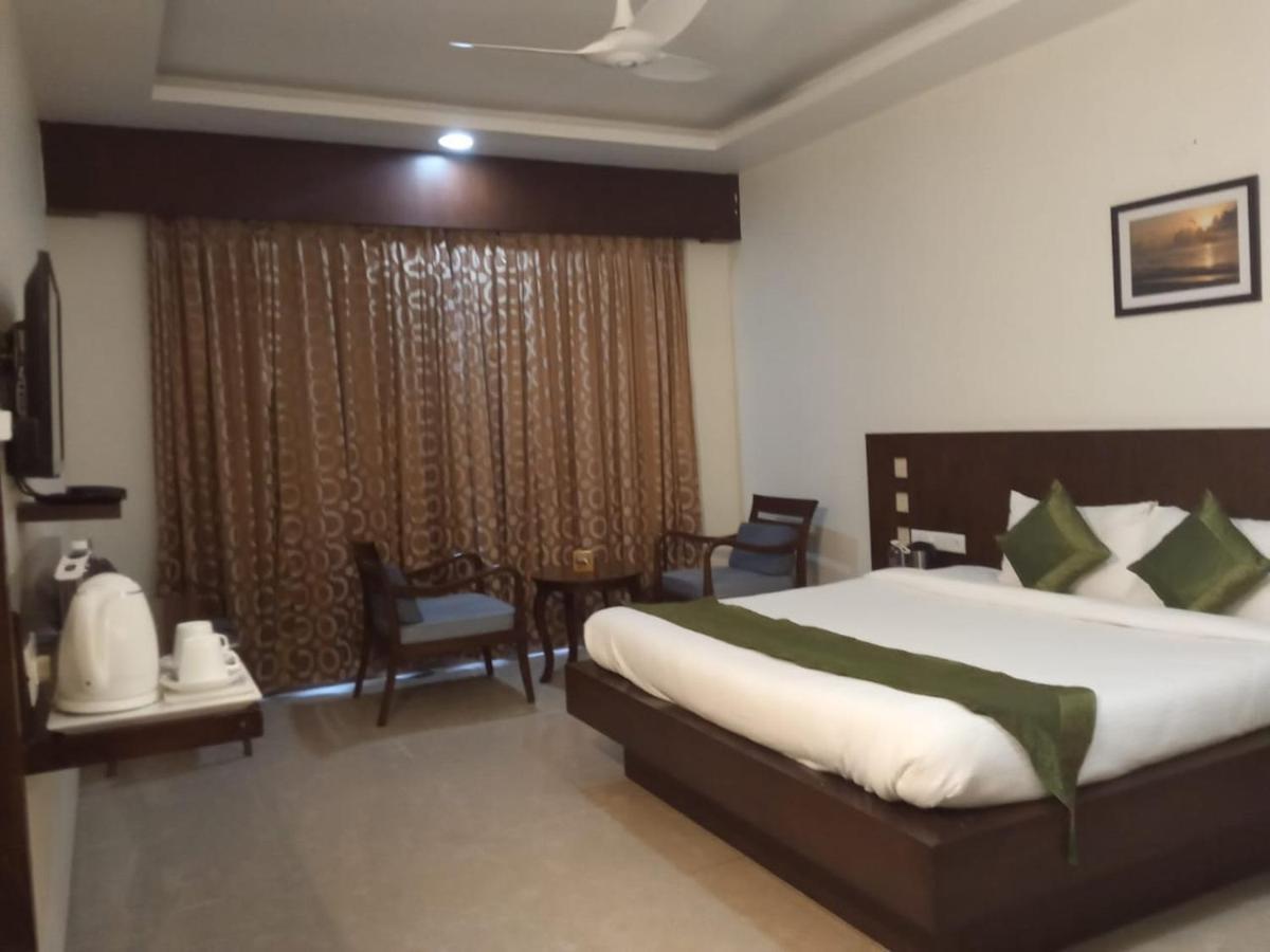 Rns One Hotel Subrahmanya Kültér fotó