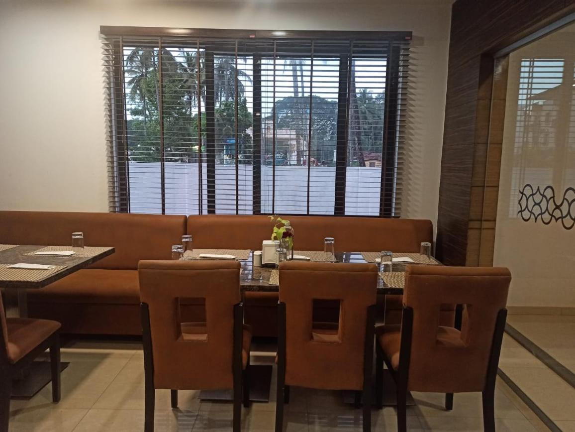 Rns One Hotel Subrahmanya Kültér fotó