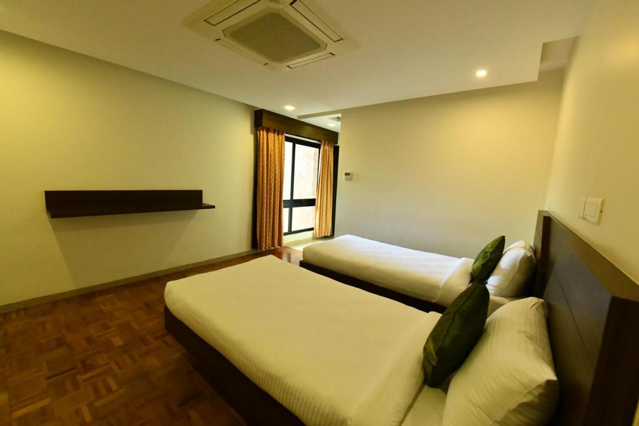 Rns One Hotel Subrahmanya Kültér fotó