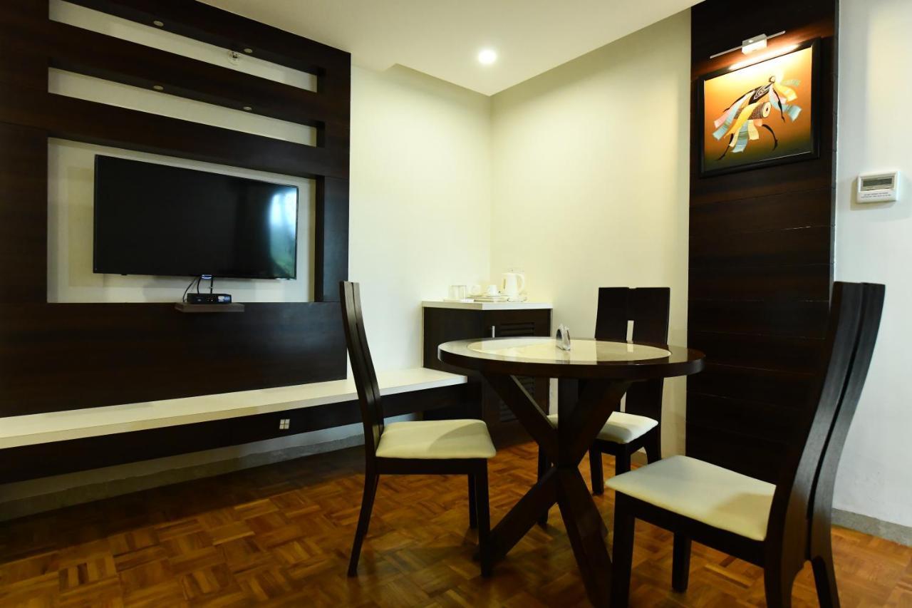 Rns One Hotel Subrahmanya Kültér fotó