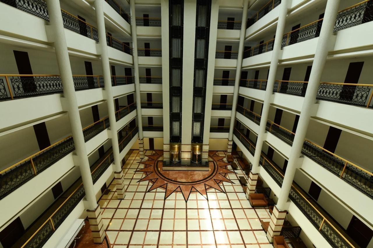 Rns One Hotel Subrahmanya Kültér fotó